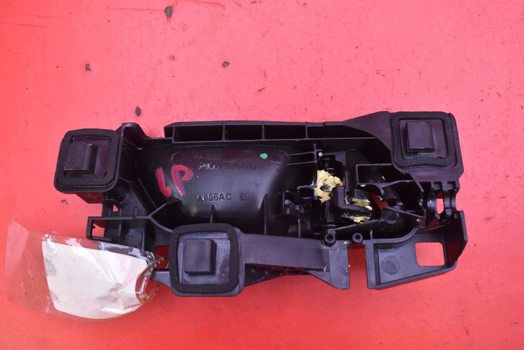 handle inner left front black 9819743977 PEUGEOT PARTNER 3 III 18-24