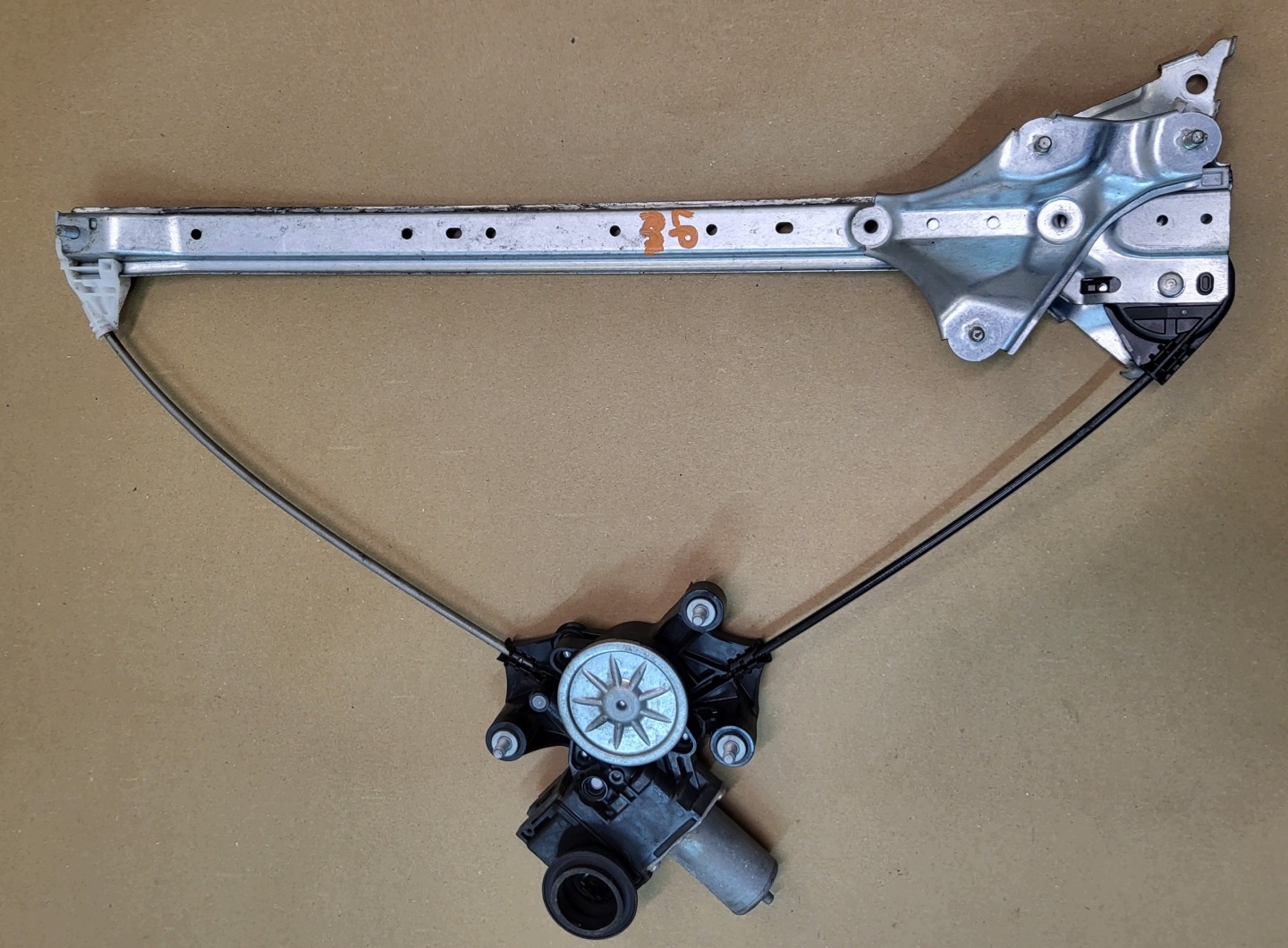 window regulator mini motor mechanism electrical left front TOYOTA RAV4 V OE