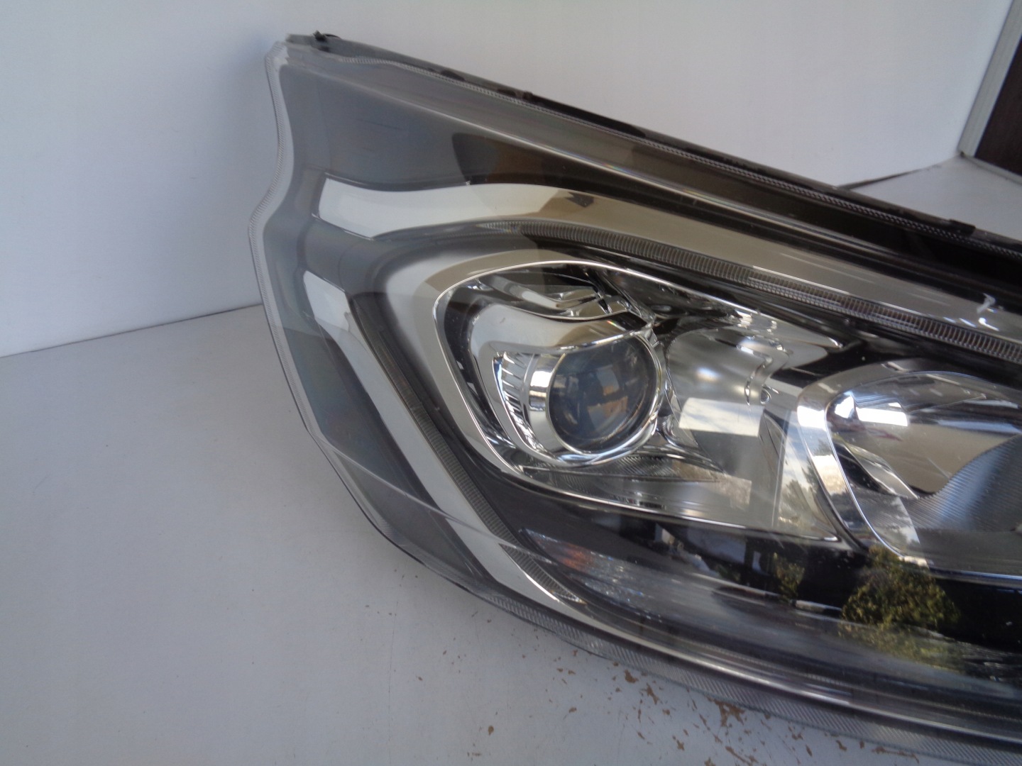 light right REFLEKTOR FORD TRANSIT CUSTOM 18- LIFT LED