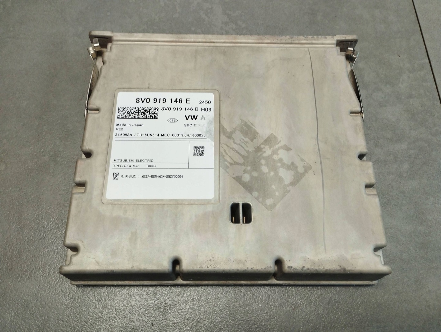 Audi A7 4G 2016 module TUNER TV 8V0919146E