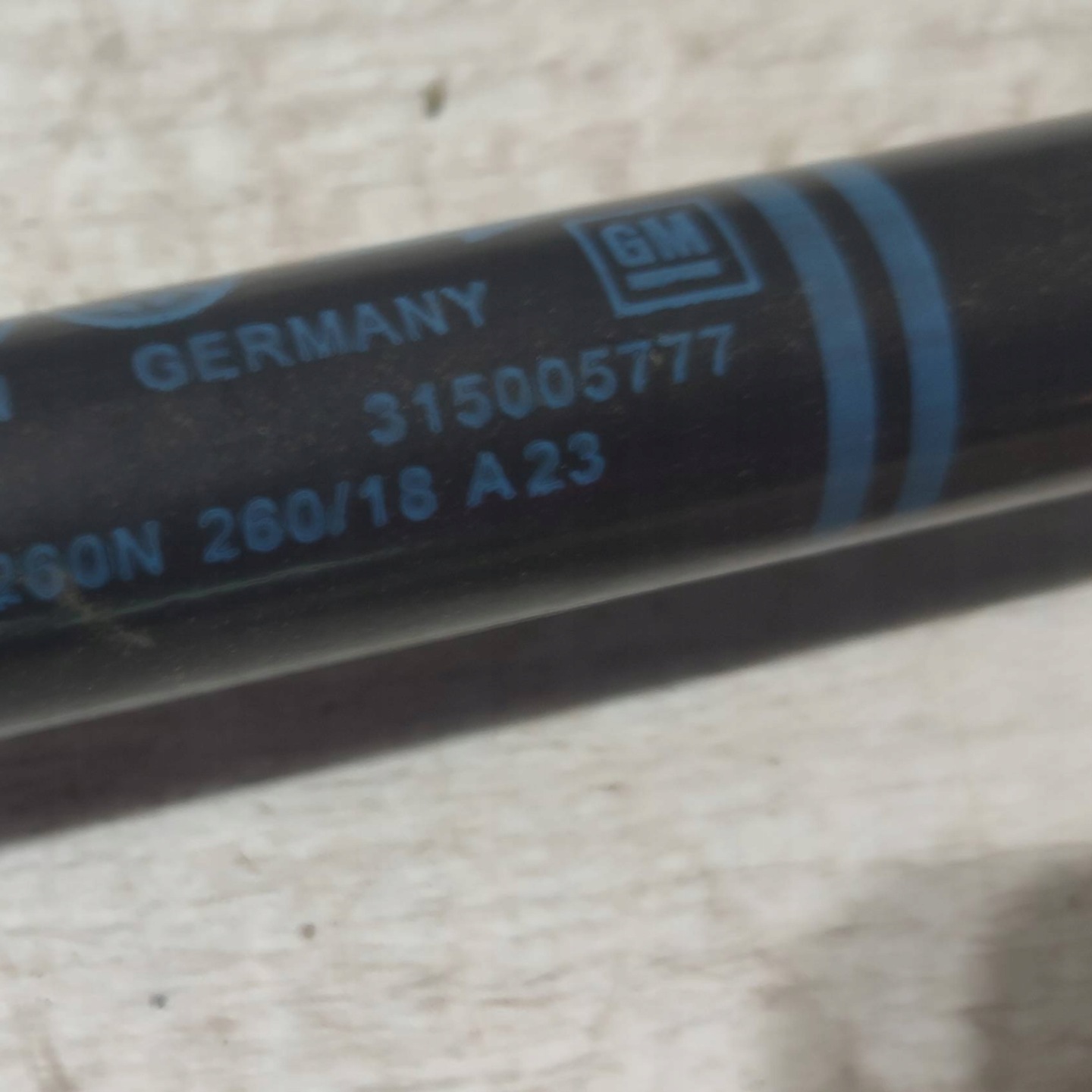 Opel Corsa E 2018 rear part side left damper bonnet