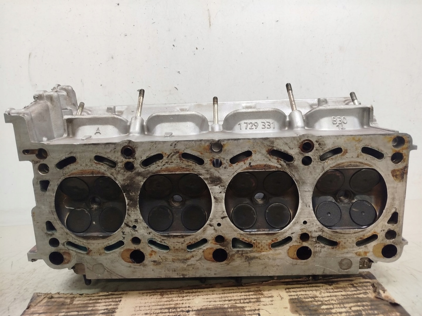 TESTATA Motore BMW 1729331 3.0 V8 308S1