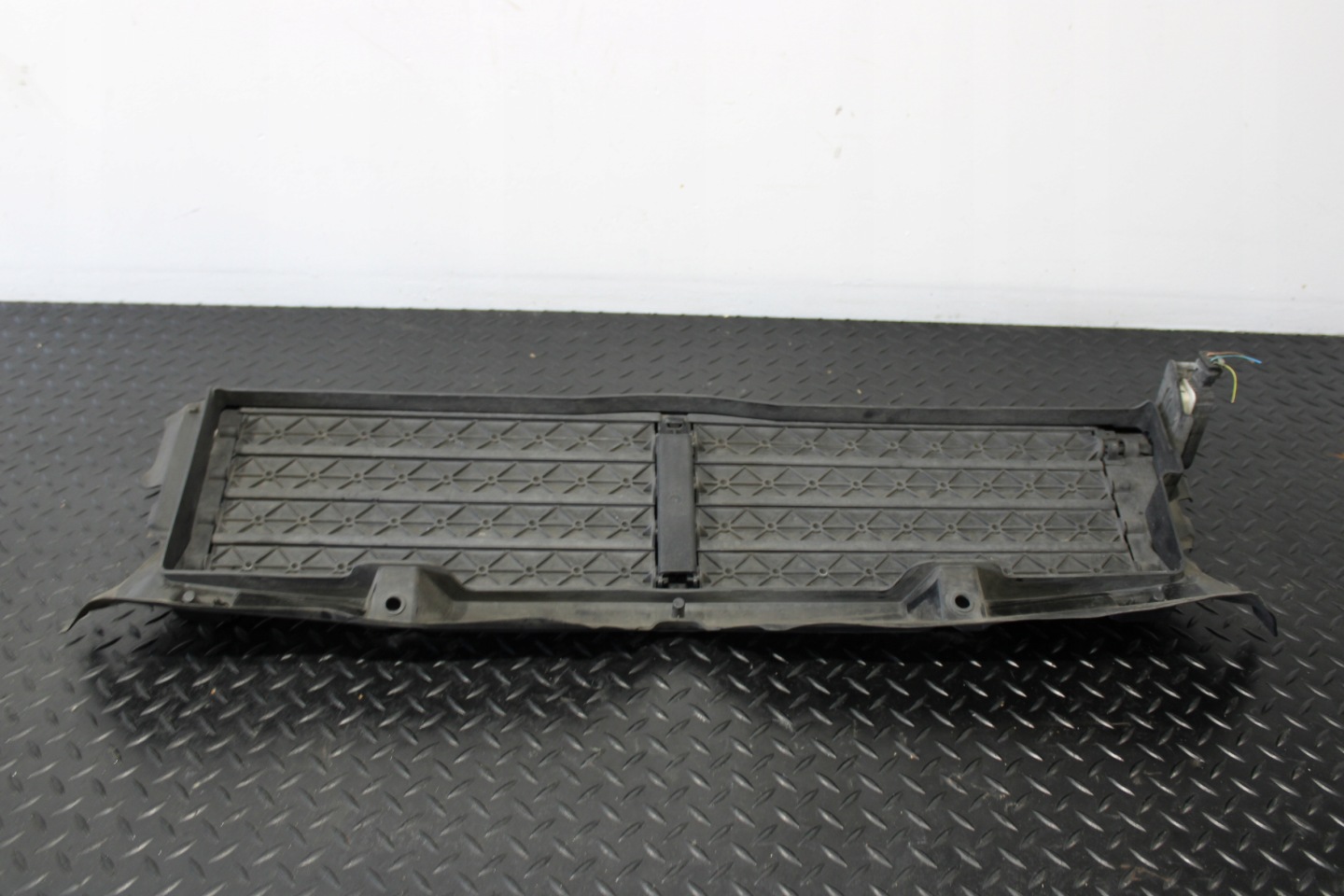 support panel for radiators front pillar radiator LAND ROVER EVOQUE II 2 L551 2,0D
