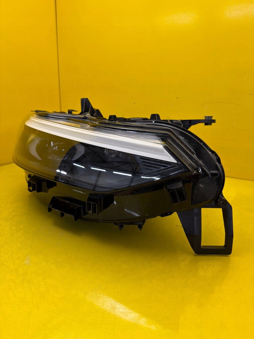 light right front VW ID.7 IQ Light Full Led 14B941036A