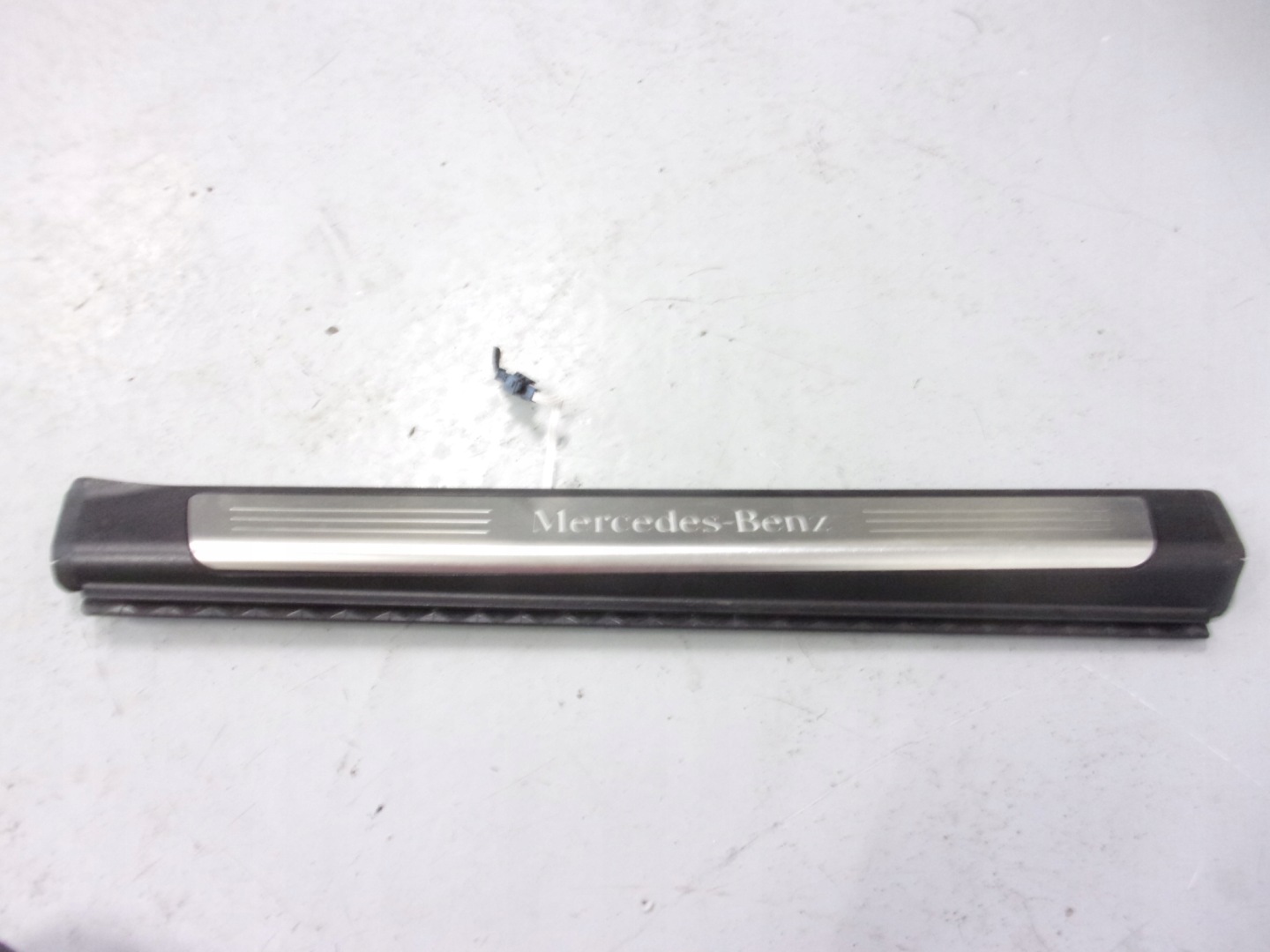 MERCEDES R231 SL 400 SL231 moulding threshold threshold A2316801435