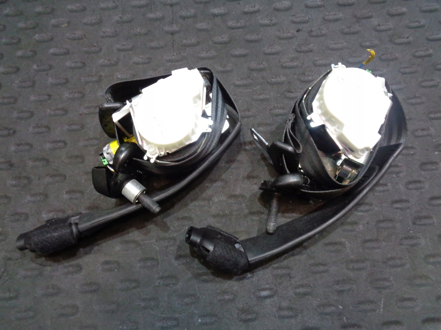 front body wall front right FIAT 500L