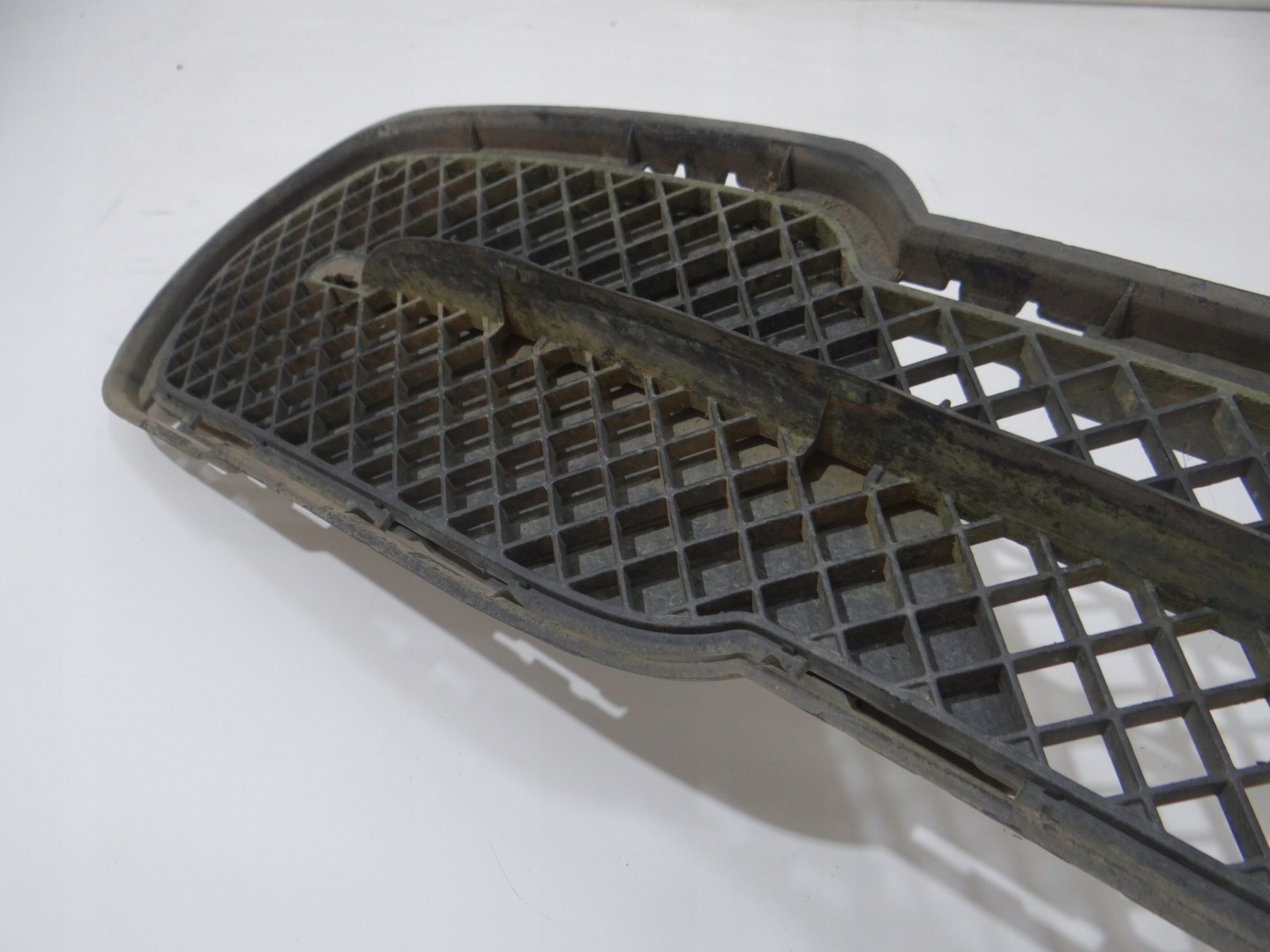 grid central of a bumper BMW X1 E84 LIFT 2990476