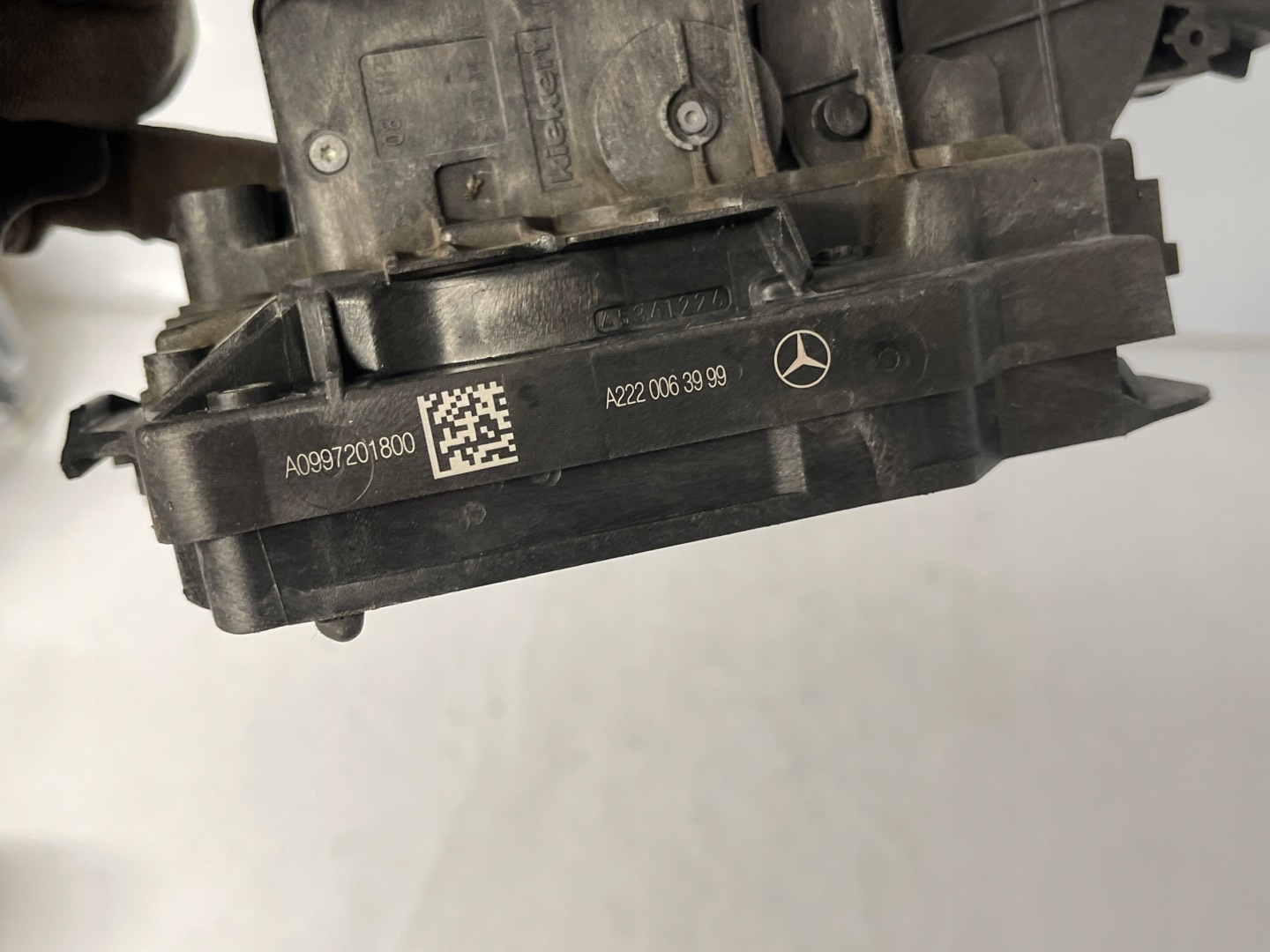 lock right front MERCEDES E-class W213 EU A0997201800 A220063999