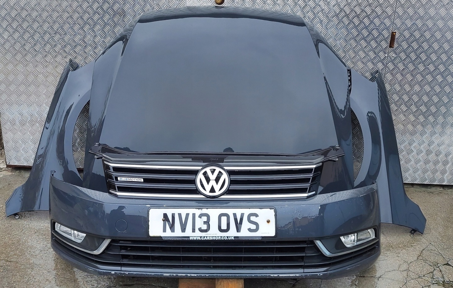 Capot VW PASSAT B7 LAK: LI7F