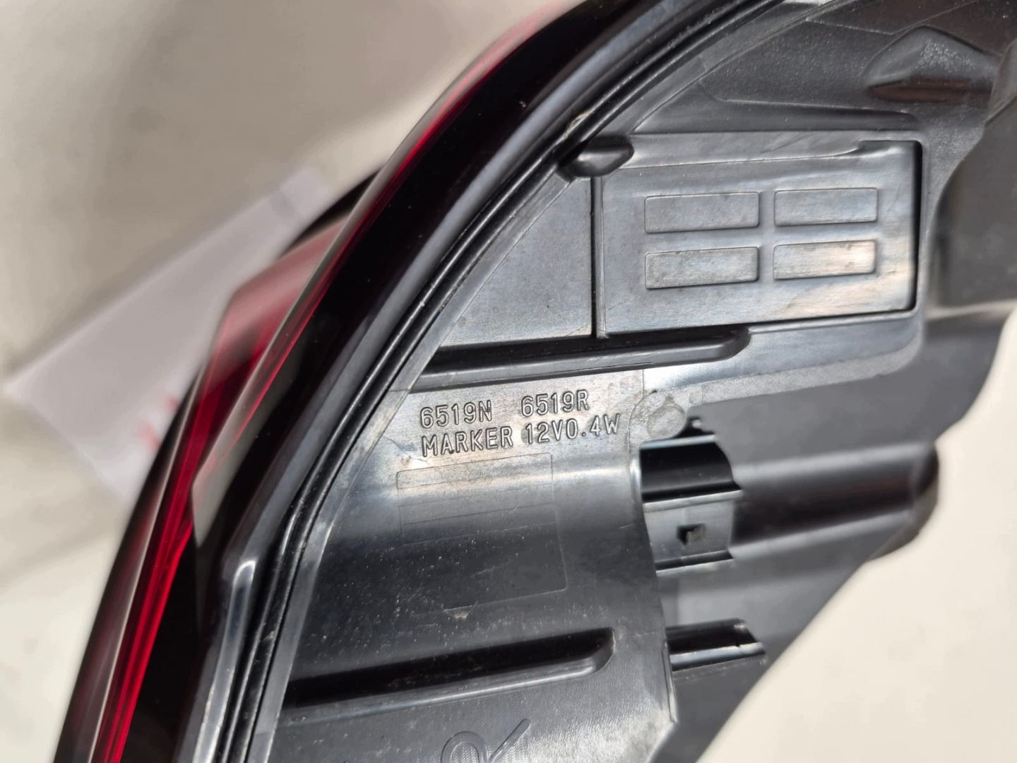 MAZDA 3 IV BP HB 19- light right rear part rear 6519N 6519R