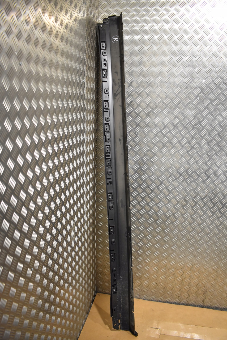 perfect condition moulding threshold right PORSCHE CAYENNE 9Y SPORT DESIGNE 1