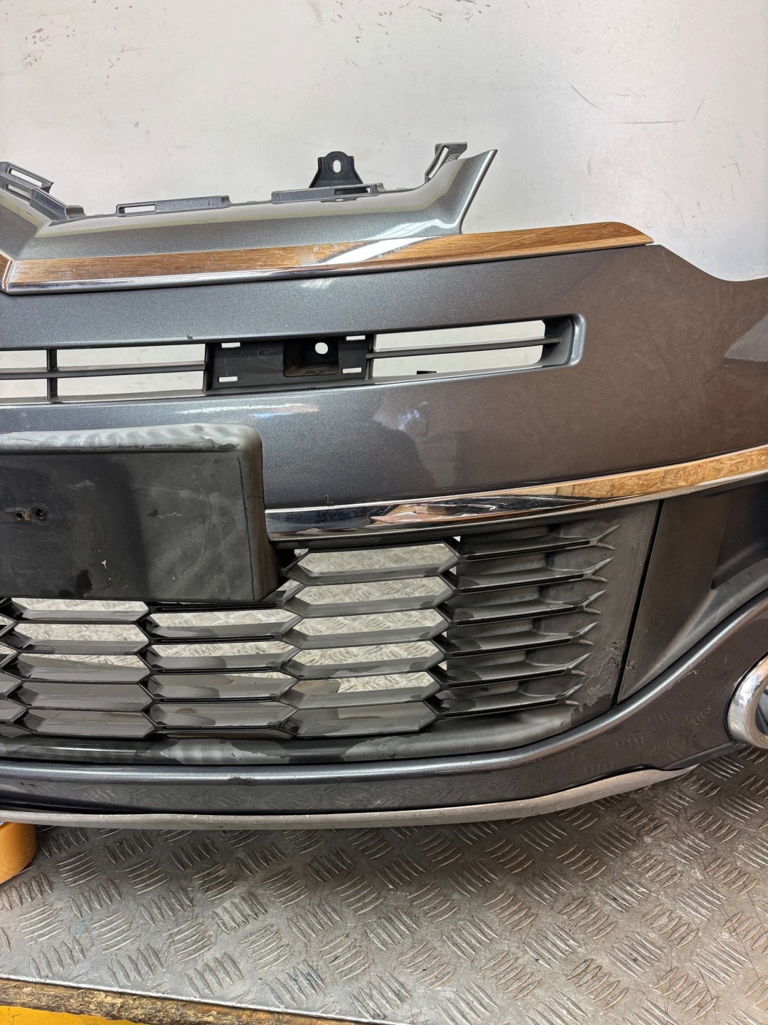 nárazník předek přední CITROEN C-CROSSER