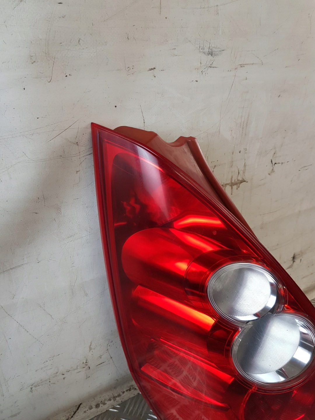 light left rear part P4830L MAZDA 5 06R- EUROPA