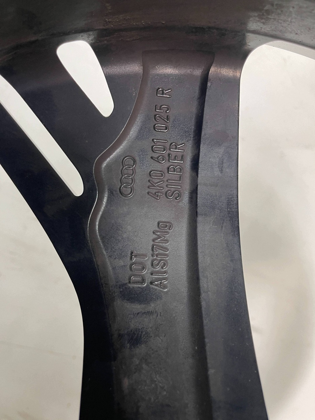 disk hliníkový AUDI RS6 C8 10,5 J X 22 ET19 4K060125BL