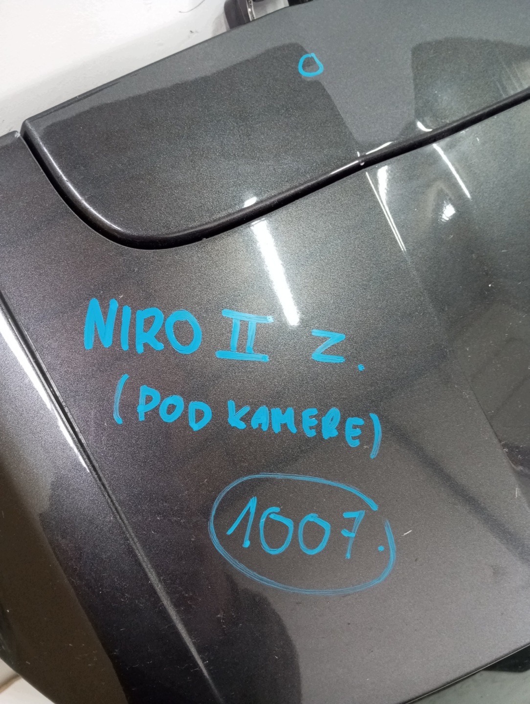 boot doors KIA NIRO II