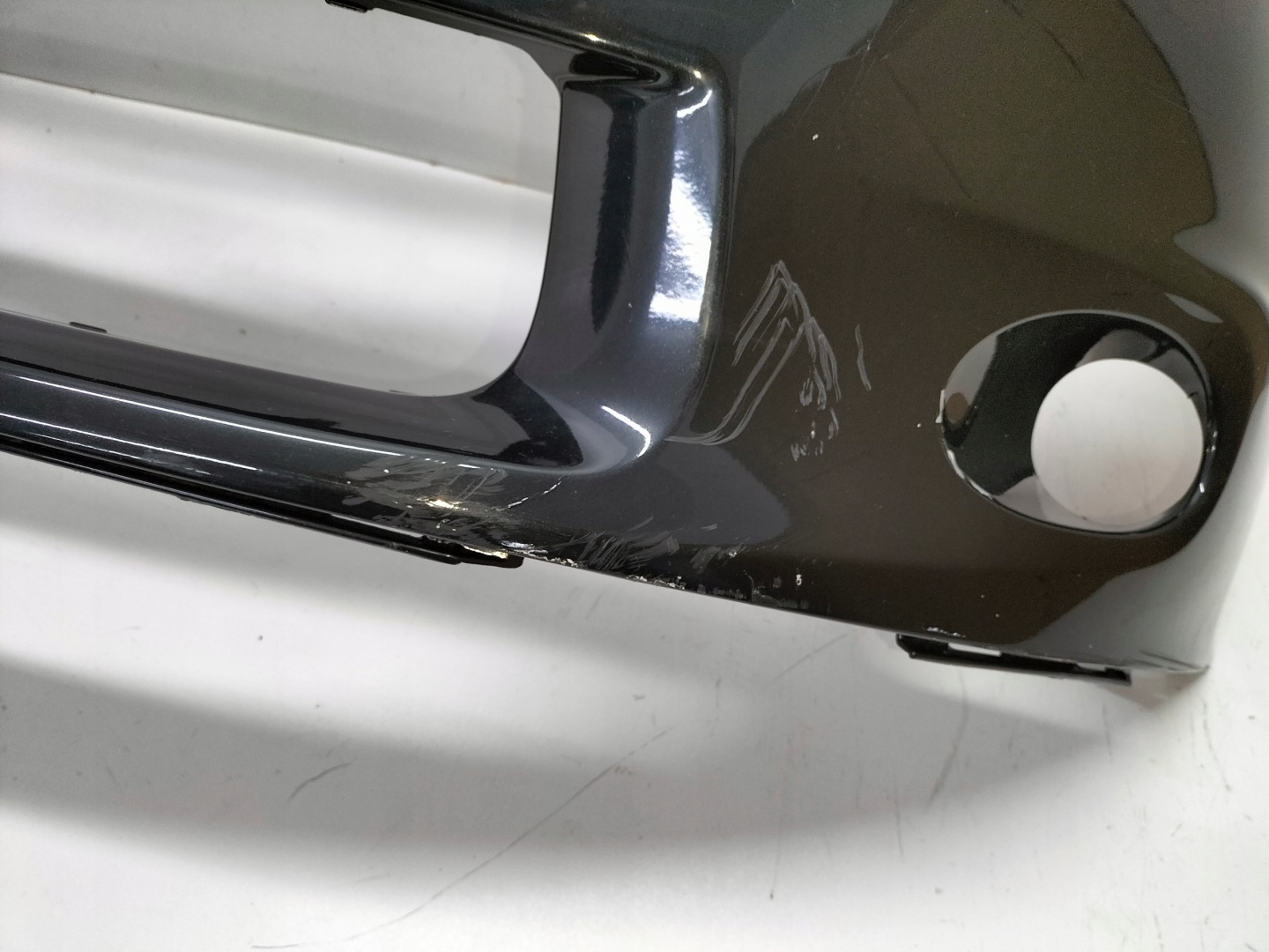 front bumper front TOYOTA AURIS and LIFT 09-12
