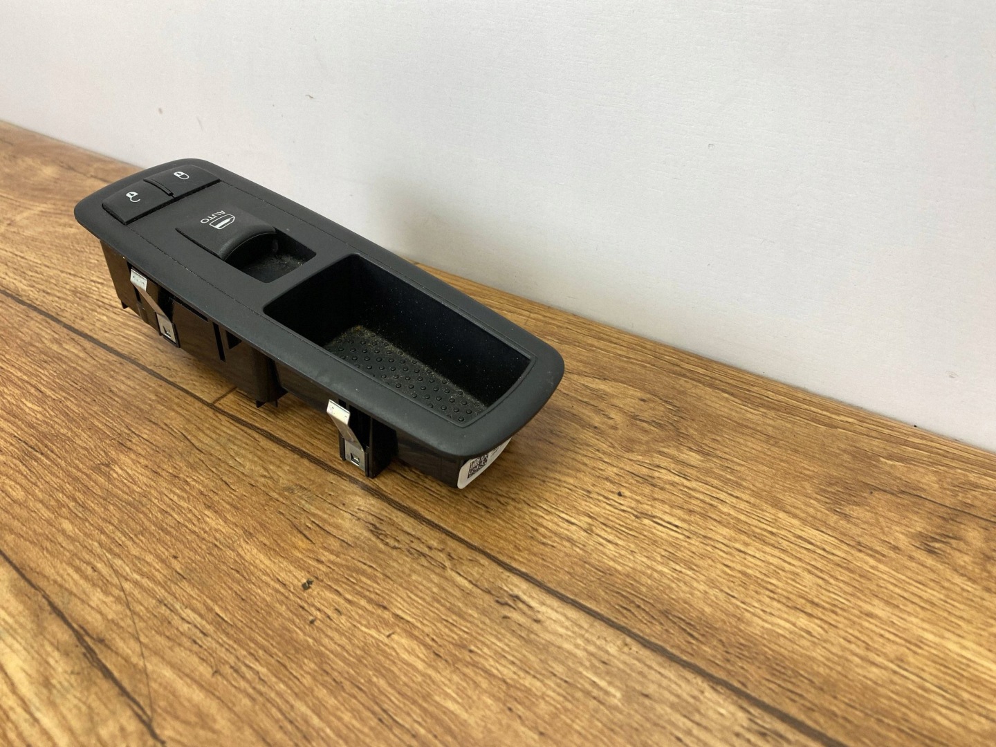 window control switch Dodge Charger 2015+