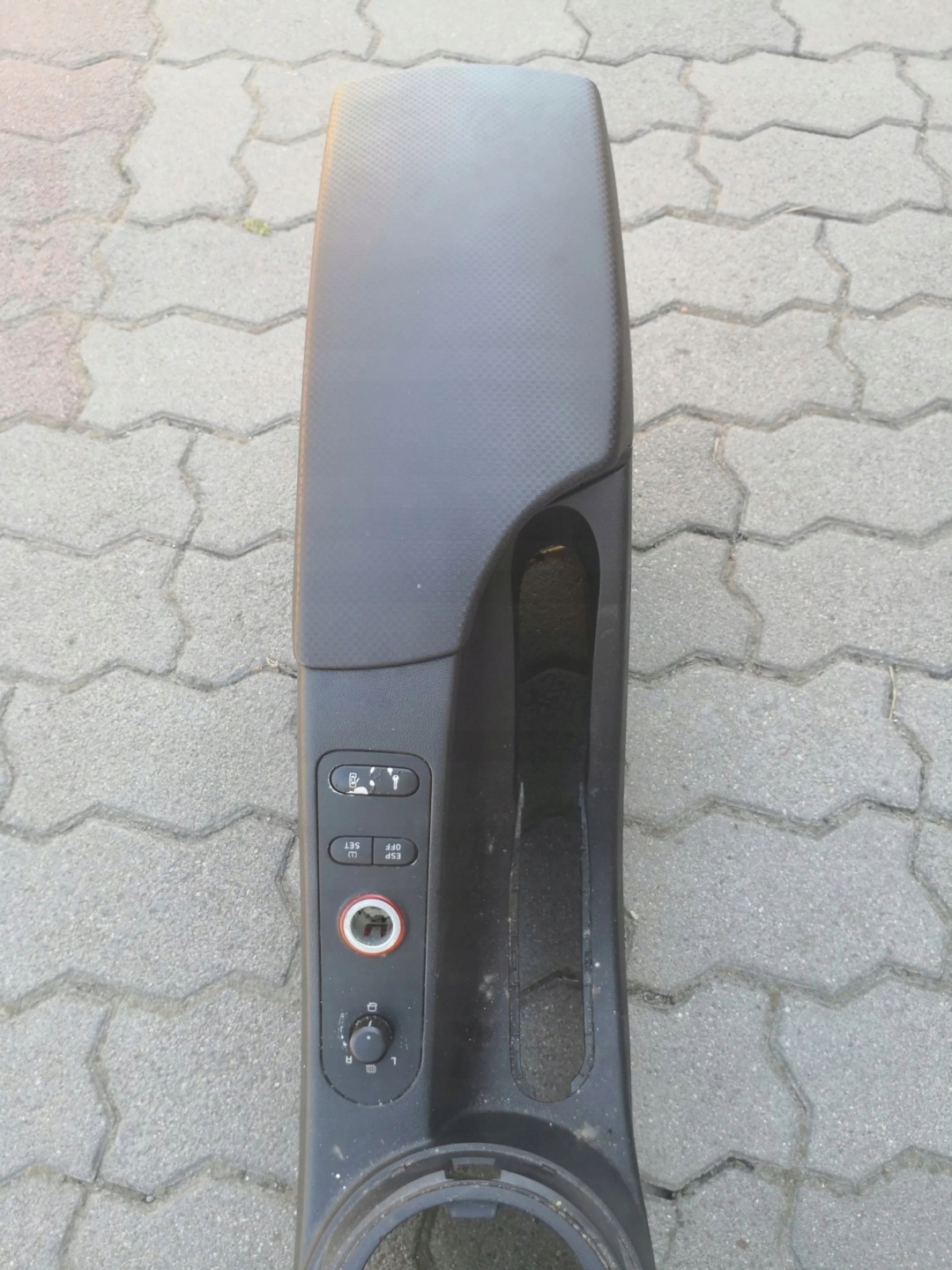 TUNEL armrest changer PLYT SEAT ALTEA 5P0864251B