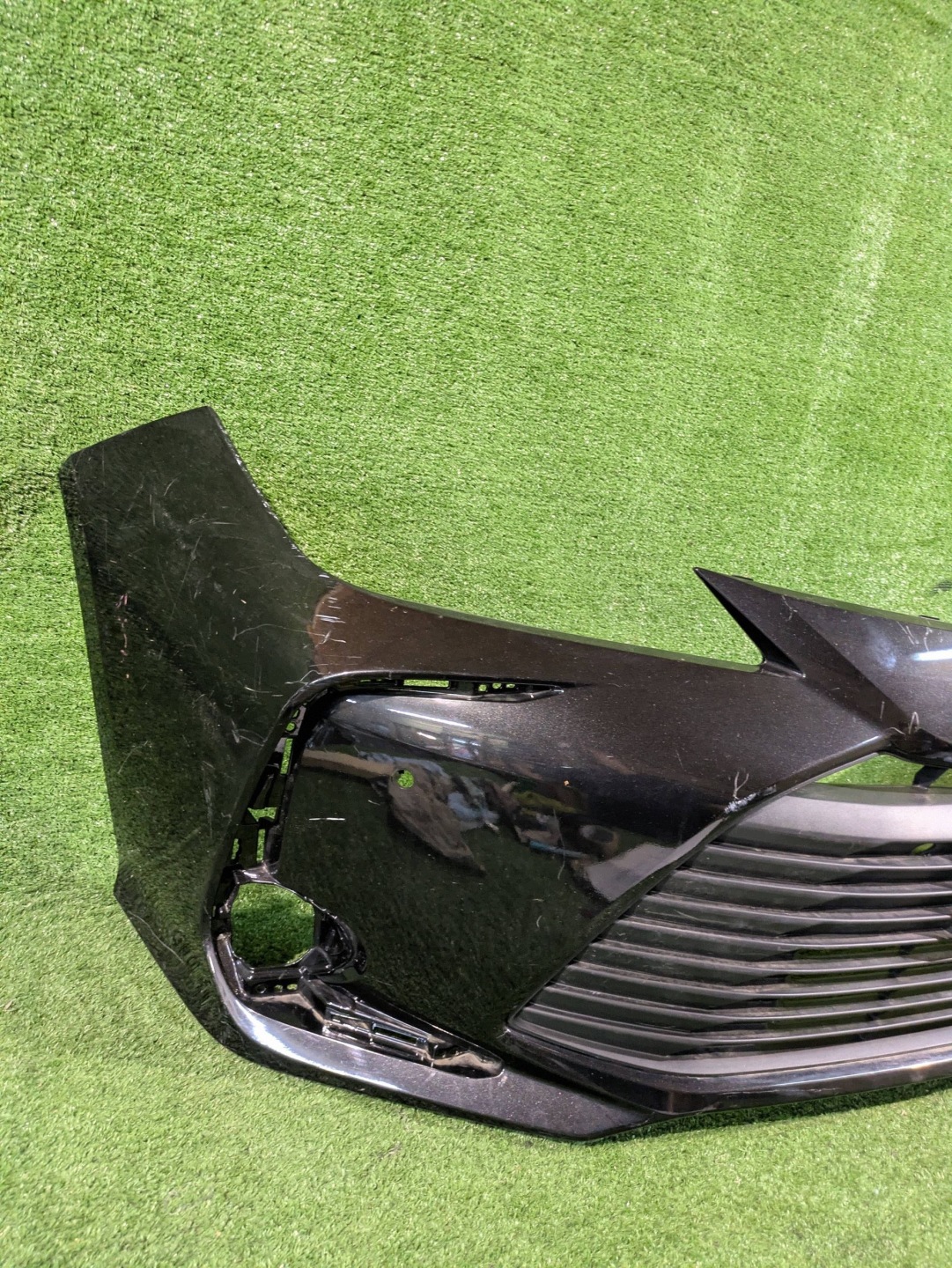 front bumper front TOYOTA COROLLA E21 sedan 18- NR.Z9473