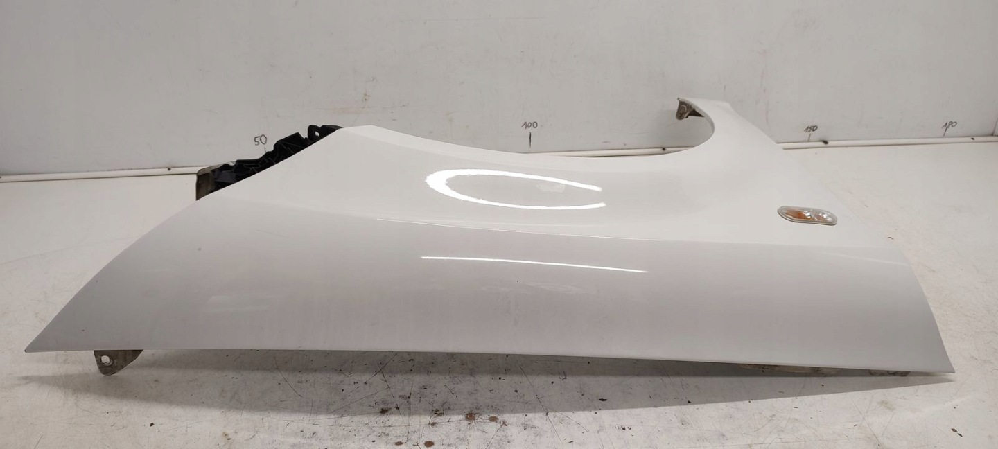 fender right front front Seat Leon II LIFT LB9A