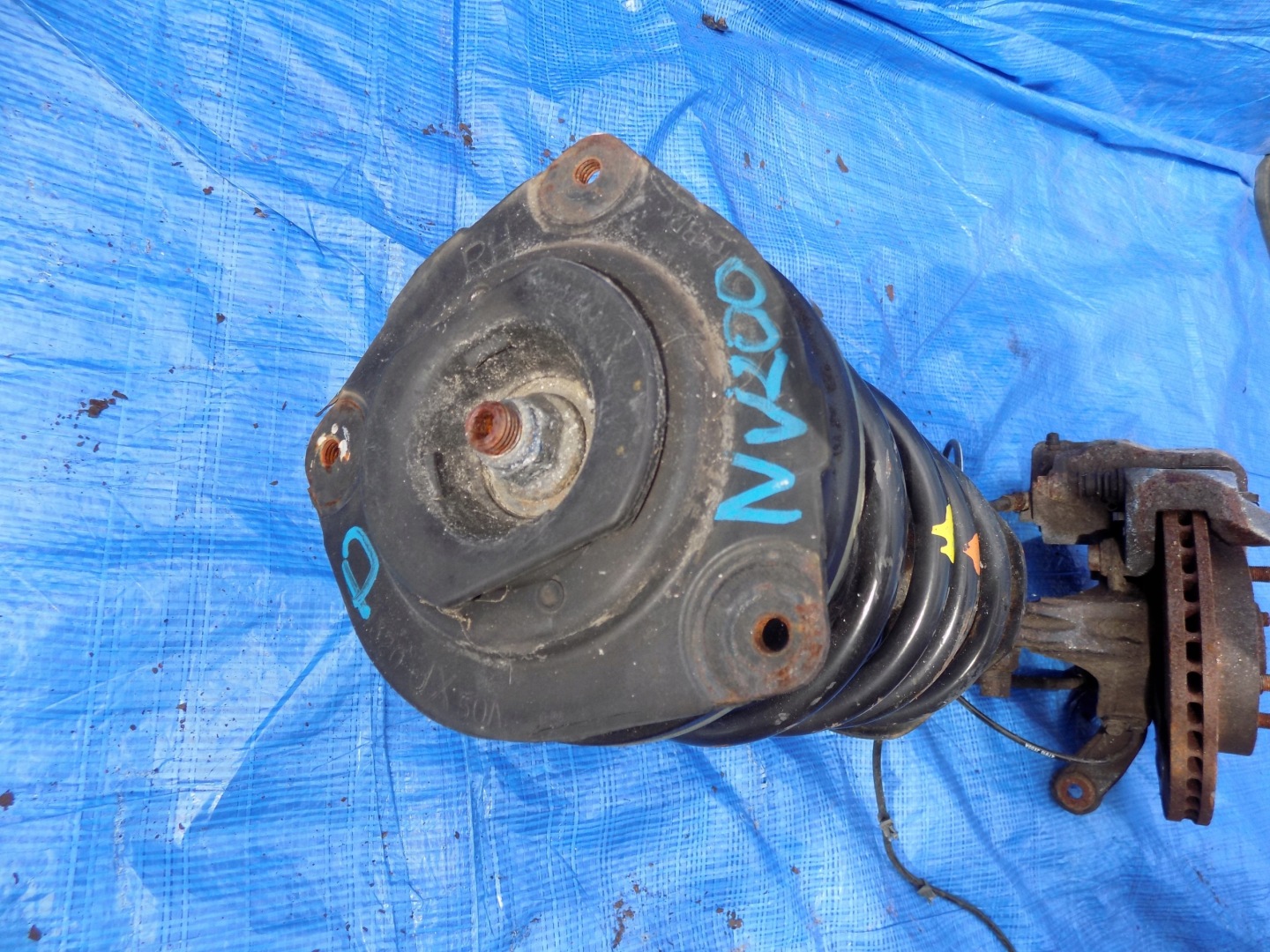 swing right front shock absorber NISSAN NV200 1,5