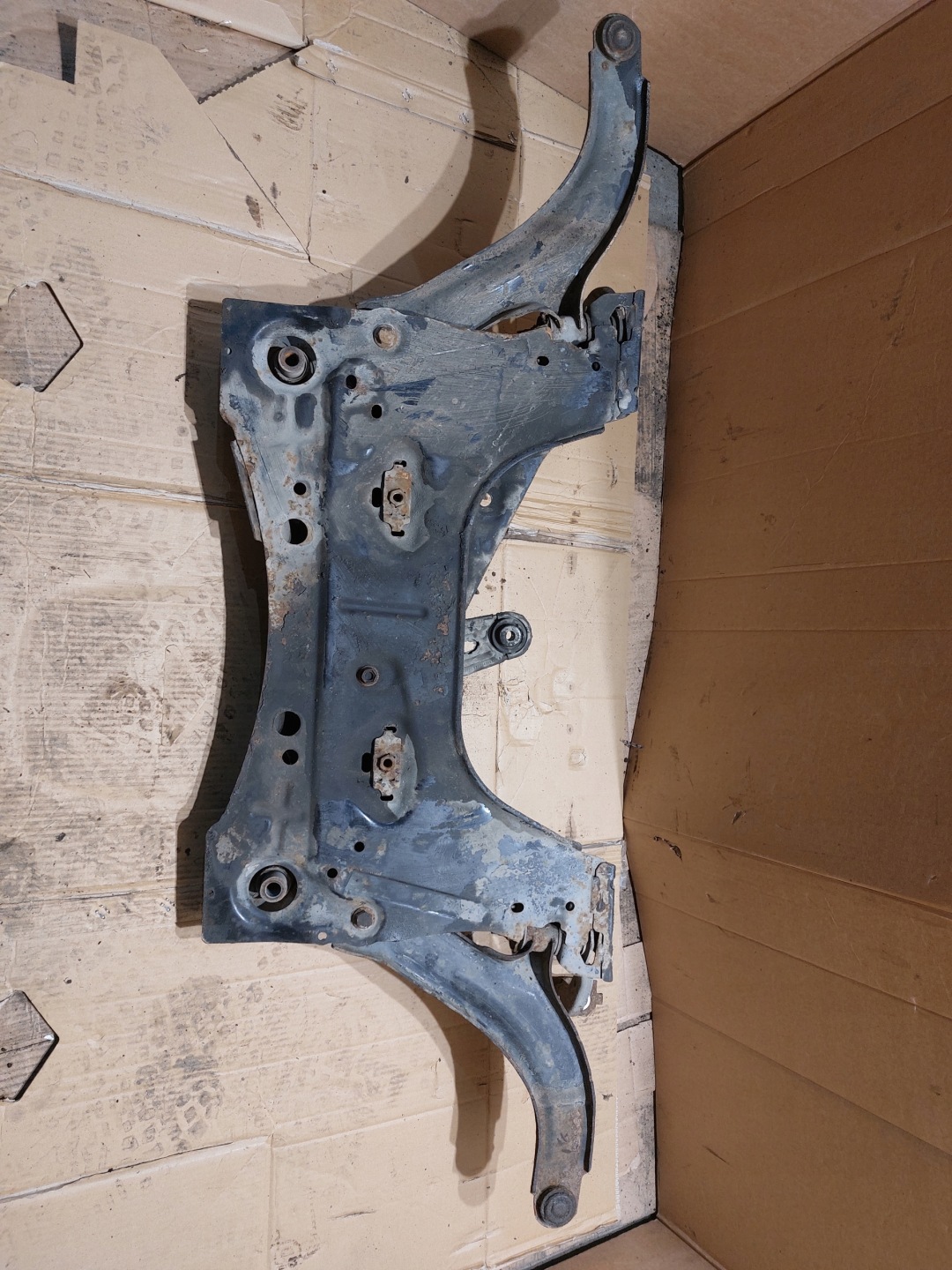 axle beam front NISSAN MICRA K12 1.2