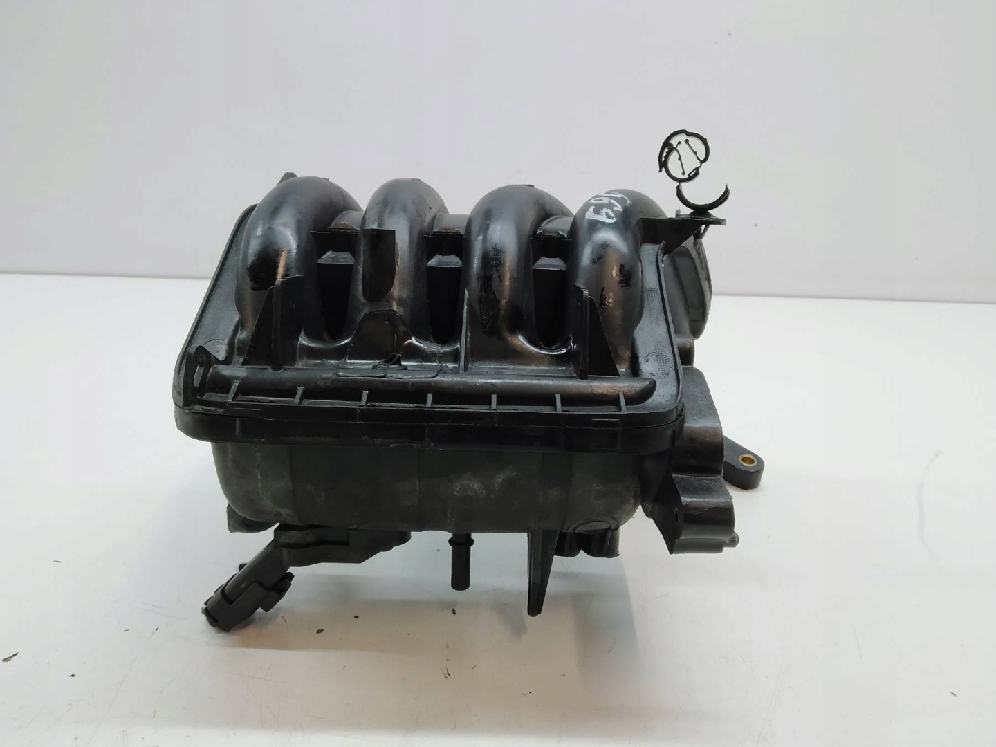 intake manifold 9631980380 1.4 8V Citroen C3 and (2002-2009)