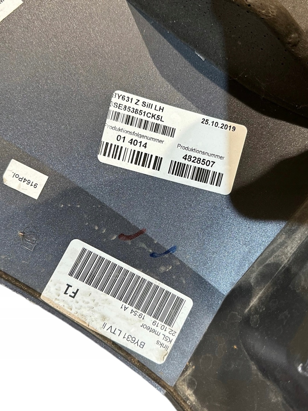 BENTLEY FLYING SPUR threshold cap moulding threshold LH 3SE853853