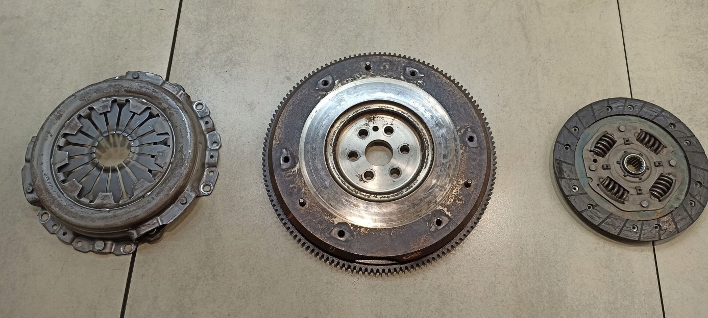 frizione KOMPLET FORD KA e 1.3B