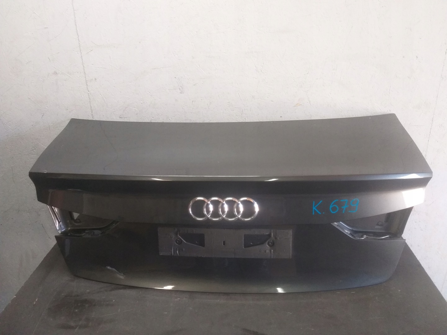 boot door AUDI A3 sedan 13- 8V5