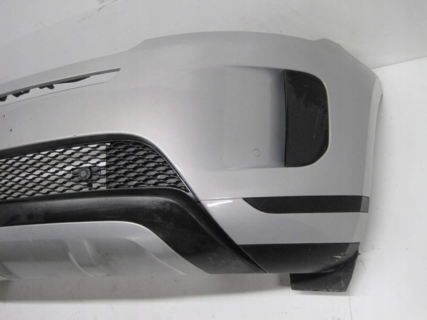 bumper RANGE ROVER EVOQUE II 4 PDC below RADAR front