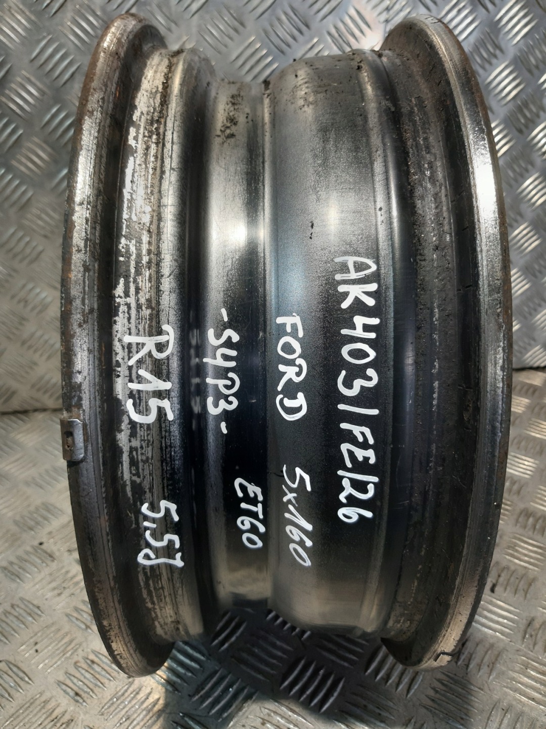 disk oceľový 1x FORD 2150829 5x160 5,5J ET60 R15