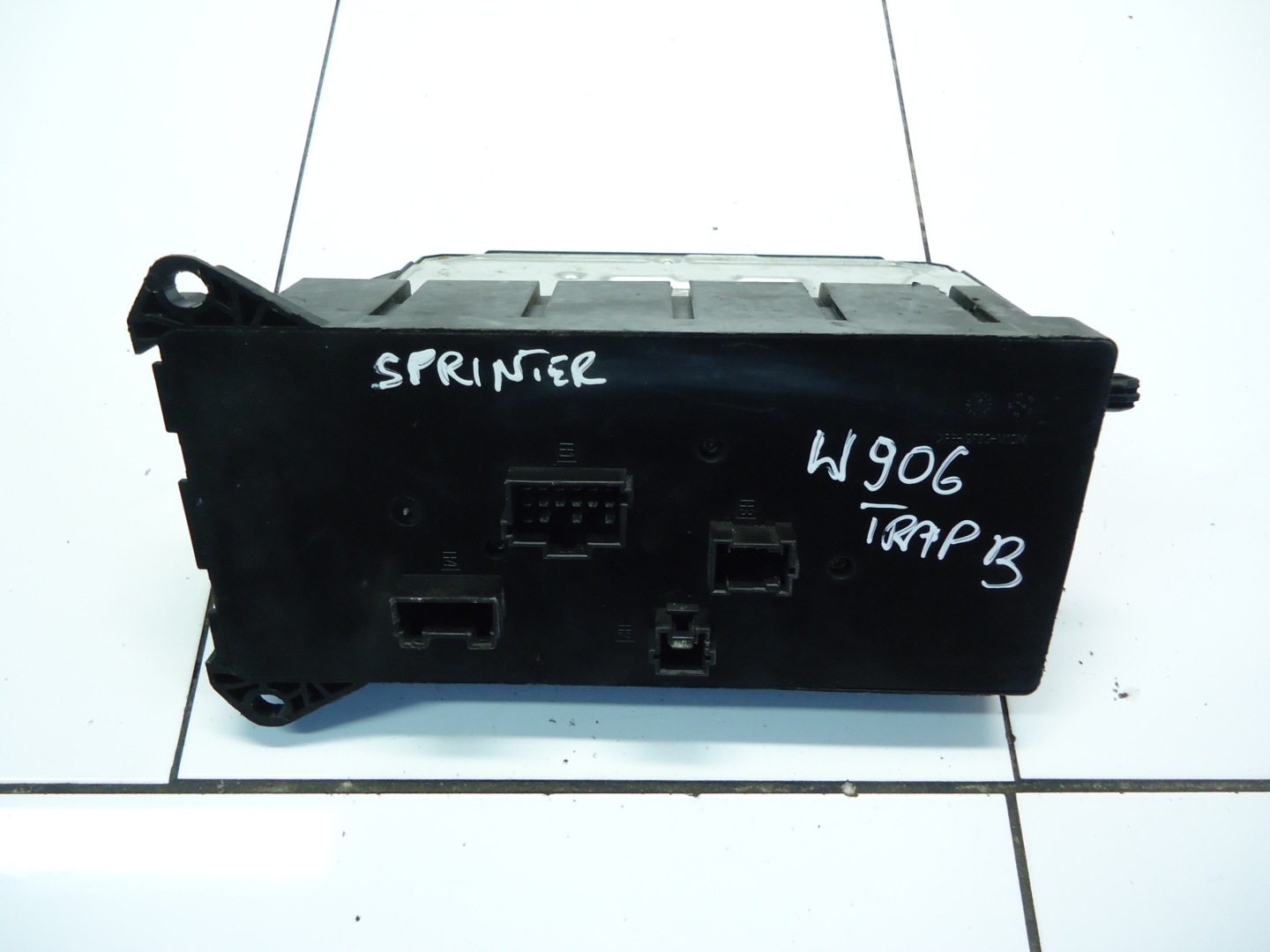 MERCEDES SPRINTER W906 module SAM A9065452601