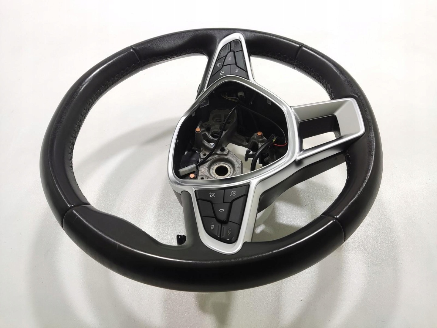 steering wheel, MULTIFUNKCJA with shifting RENAULT CAPTUR II 2019-2024 484003027R