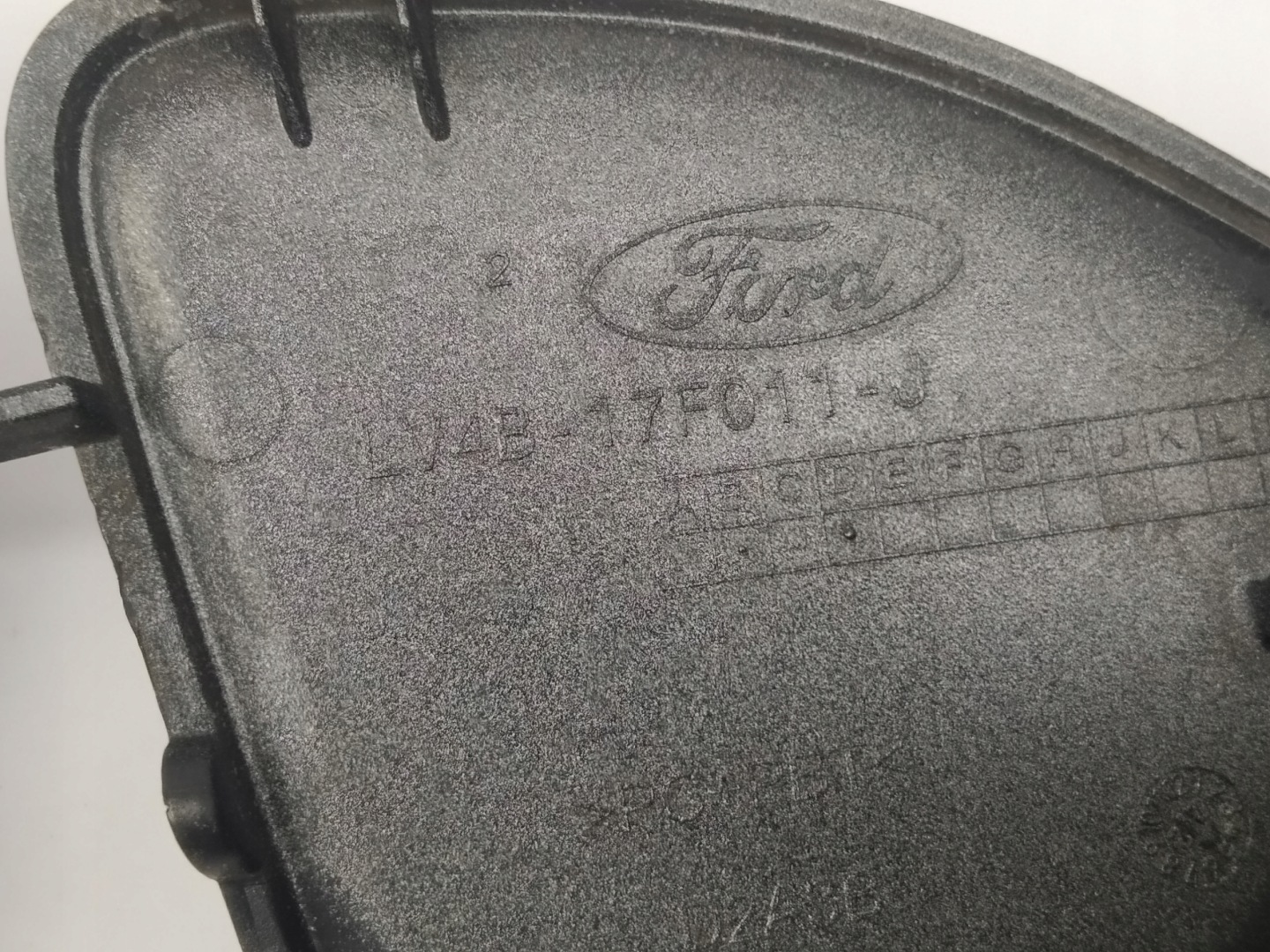 2019r + Ford Kuga Mk3 towing hook cap w bumper front original LV4B-17F011-J