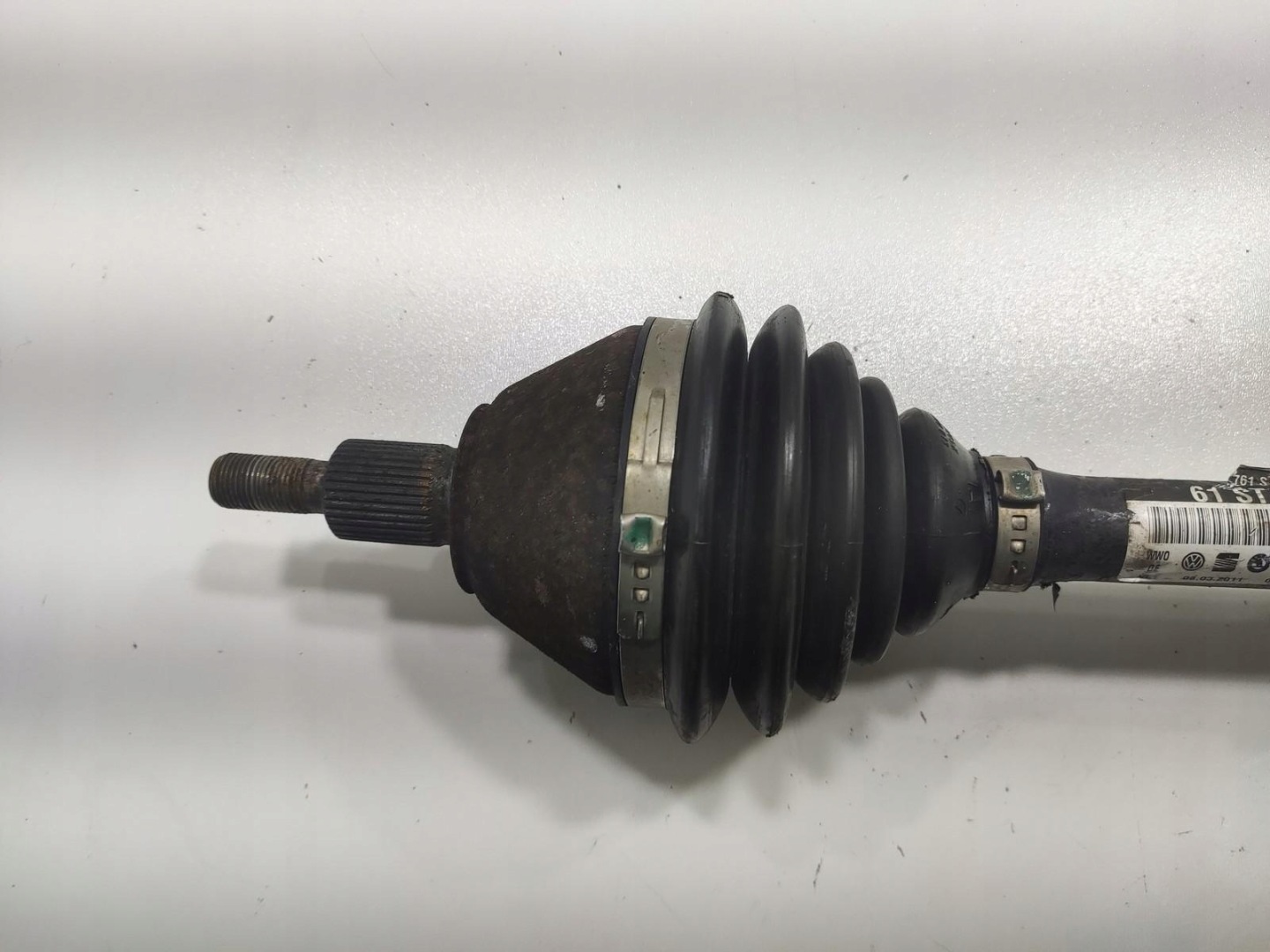 semi-axis left left front VOLKSWAGEN POLO V 6R 1.6 TDI 2009-2013 6R0407761S