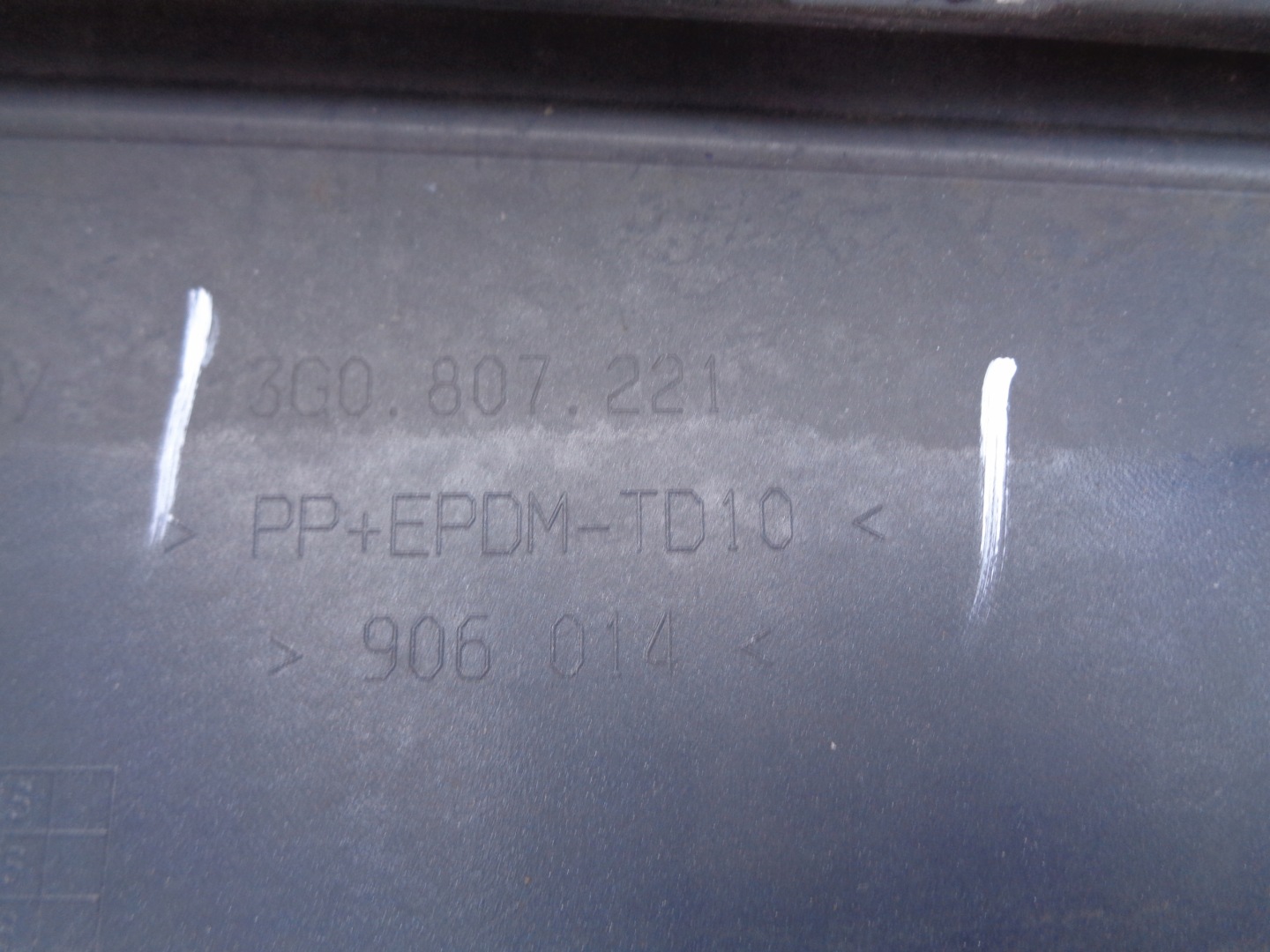 front bumper VW PASSAT B8 3G 3G0 14-18 NR 48125