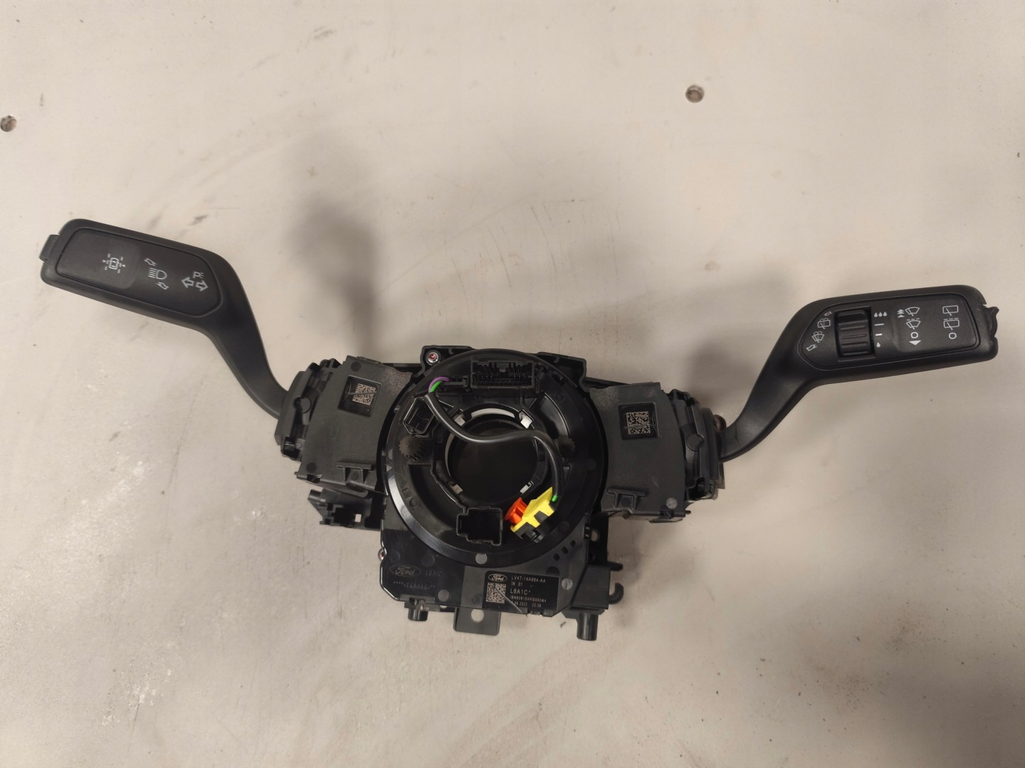 FORD KUGA MK3 steering wheel levers and controls ring control