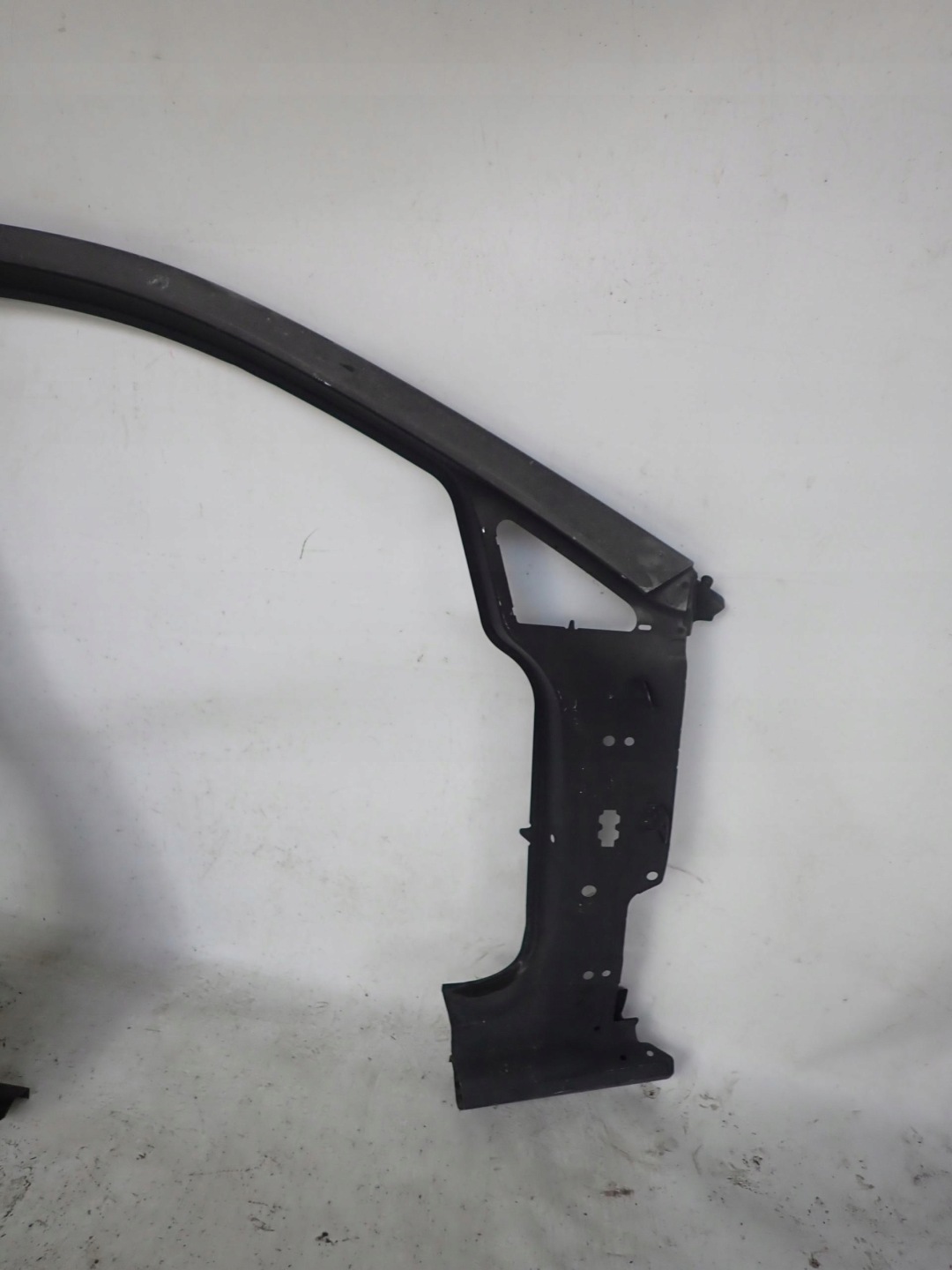 pillar side right front front VW GOLF VII 7