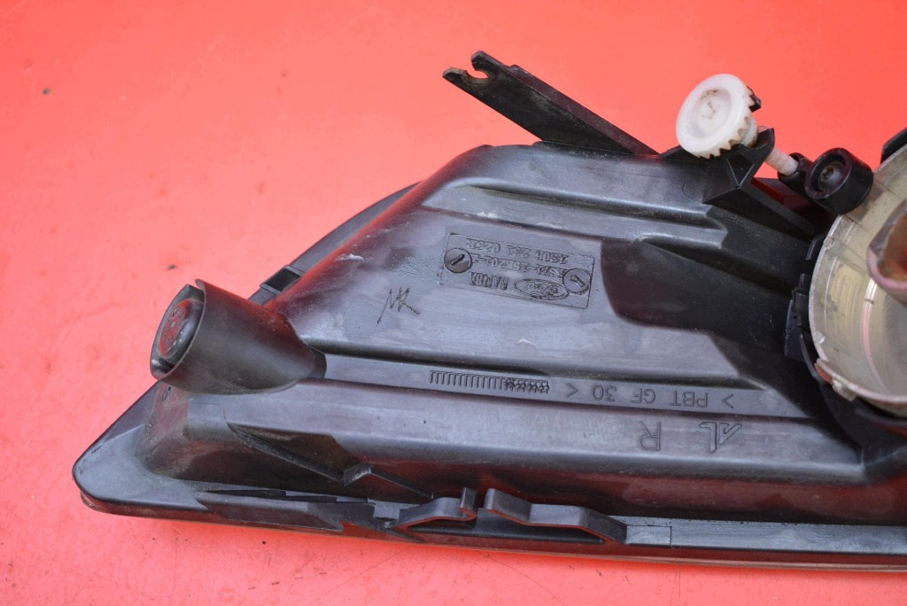 fog light right front front 7S71-15K201-AD FORD MONDEO MK4 07-10