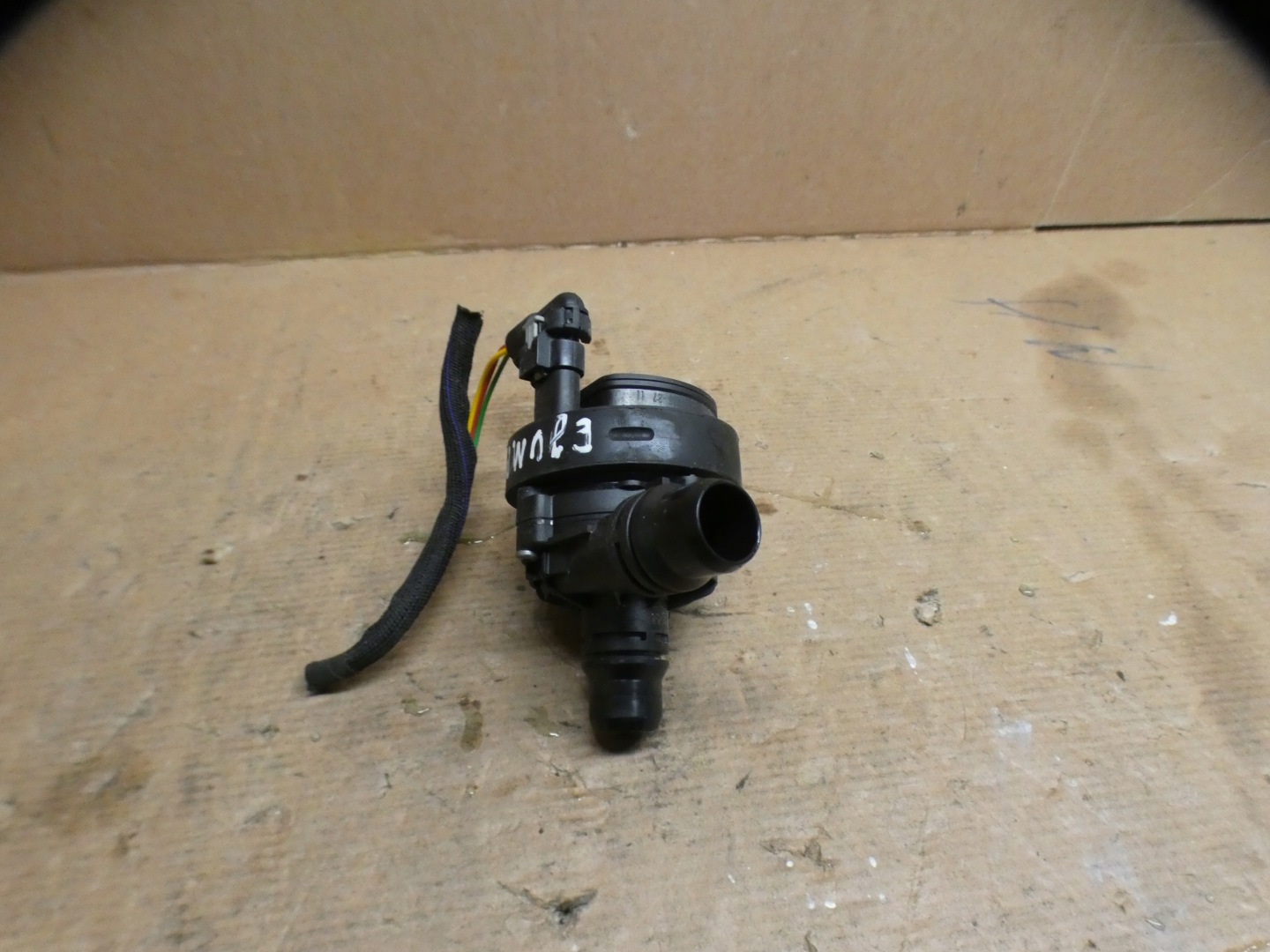 supplementary water pump CITROEN JUMPY 9833874480