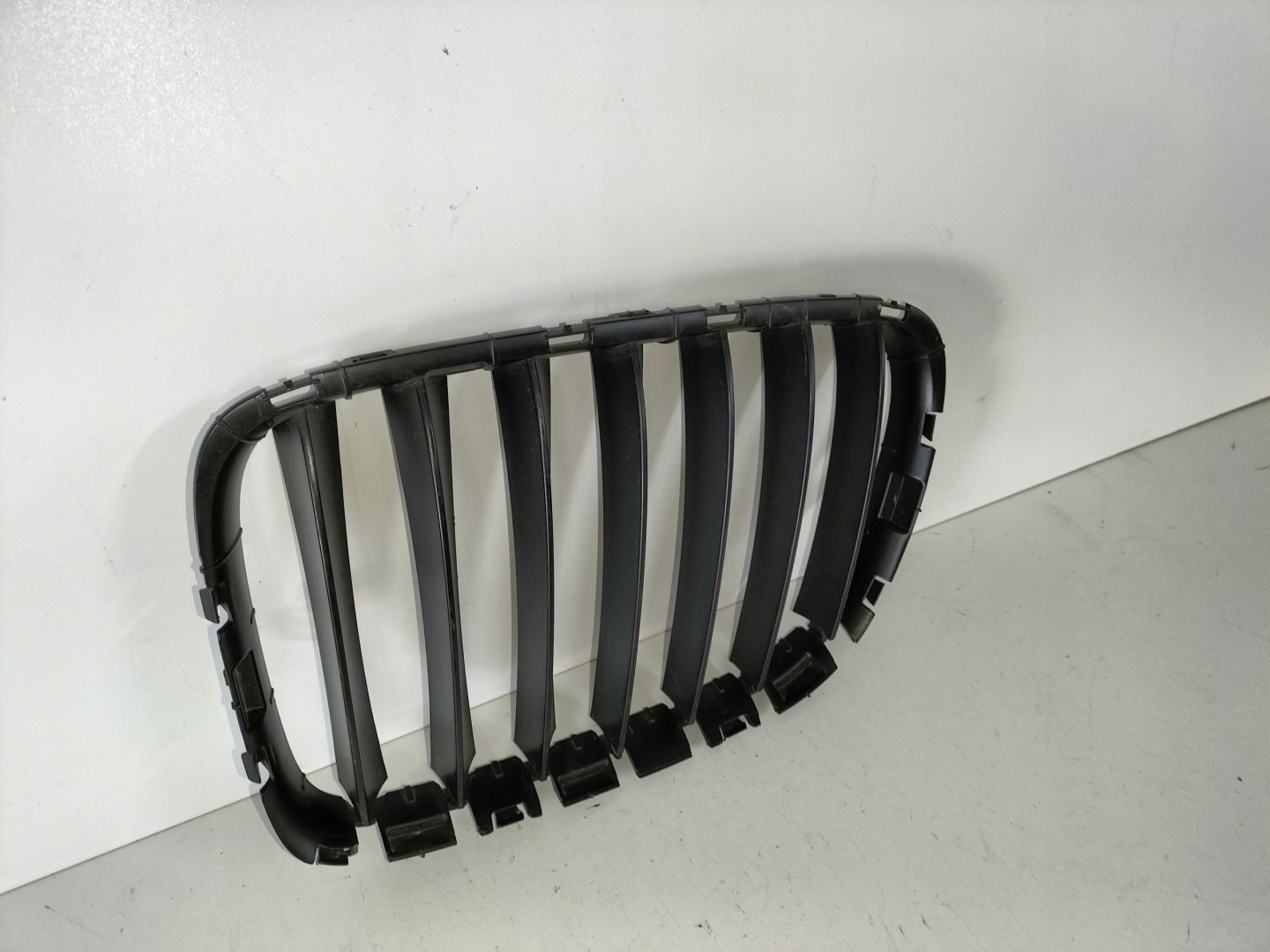 grille grid kidney grille left BMW X1 E84 09-15