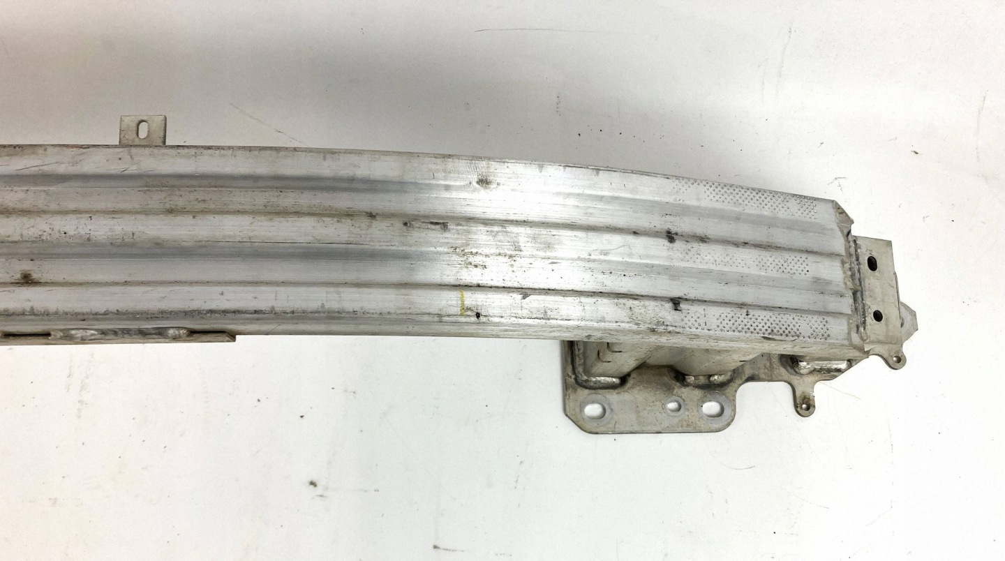 Chrysler Pacifica 2017-21 bumper support of the front