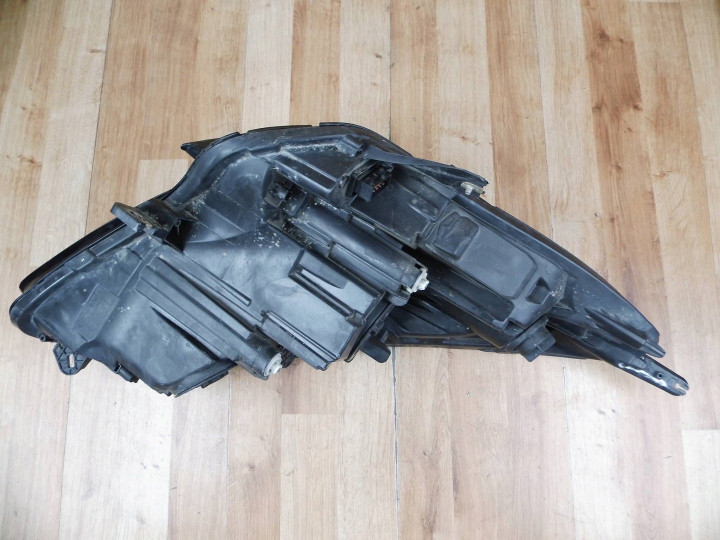 Opel Corsa E 2015-2019 light left front front left 13381335