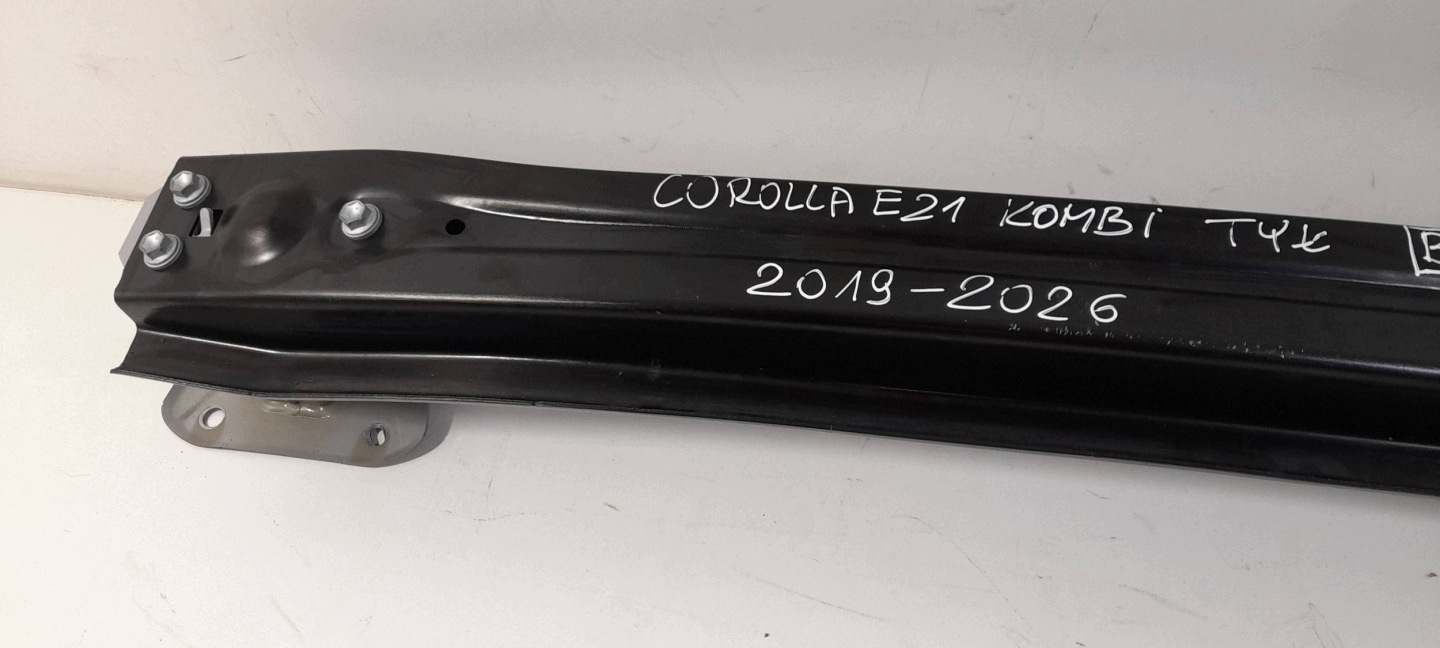 Toyota Corolla E21 Kombi TRAVERSA paraurti posteriore (BL56)