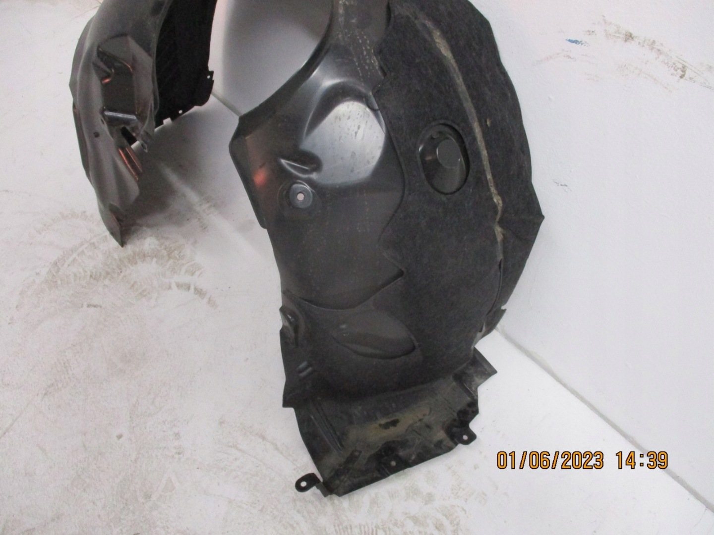 mudguard BMW 2 U06 8498435 8498436 21R