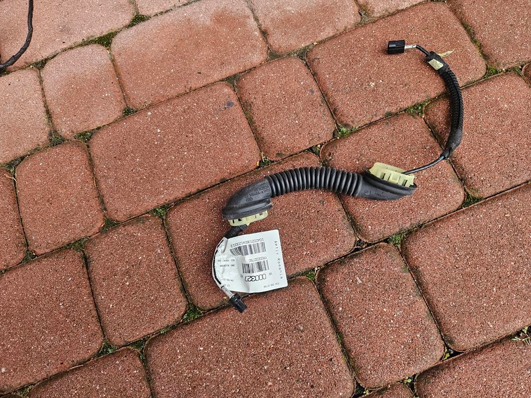 Câblage Câblage du capot Joint Pneus Opel Insignia B FL YR00032780