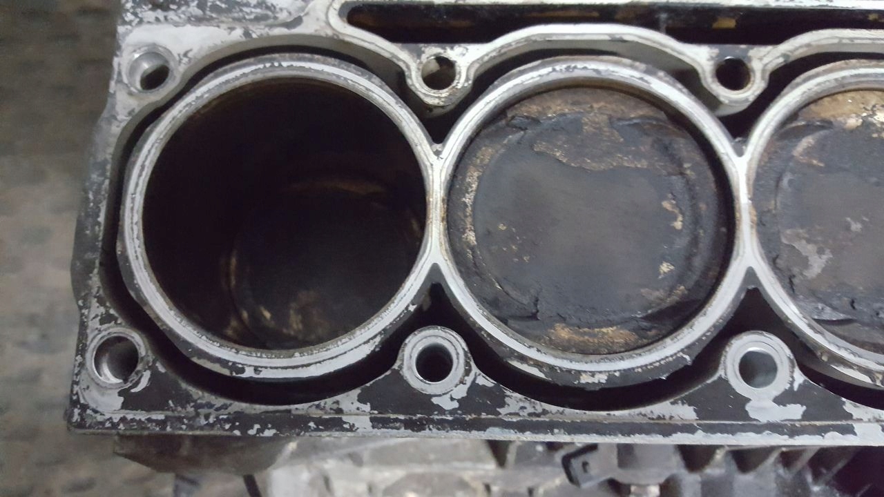 Blok Moteur APE VW Polo 6N 1,4 Essence