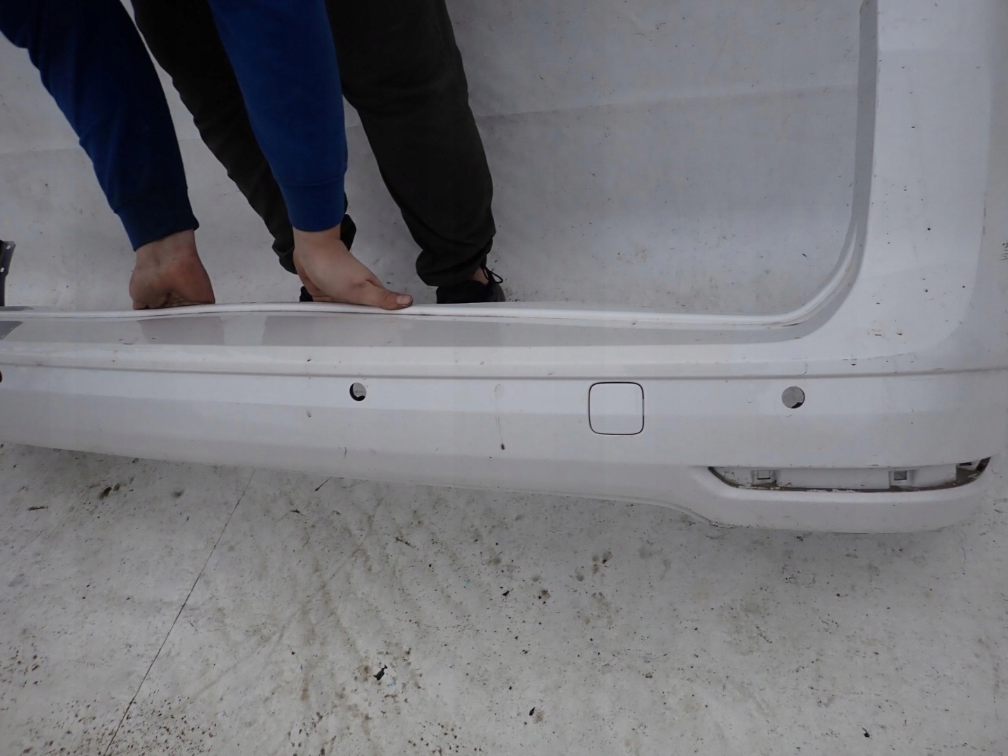 VW CADDY IV 2K7 20- bumper rear part rear PDC