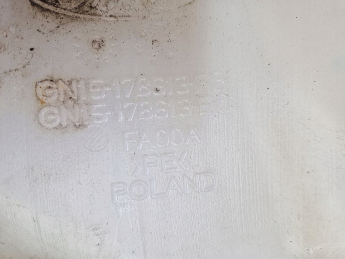 washer fluid tank FORD ECOSPORT II LIFT MK2 2017R->